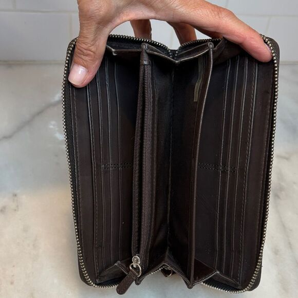 Coach Ashley Signature Logo Full Zip Wallet - Picture 13 of 15